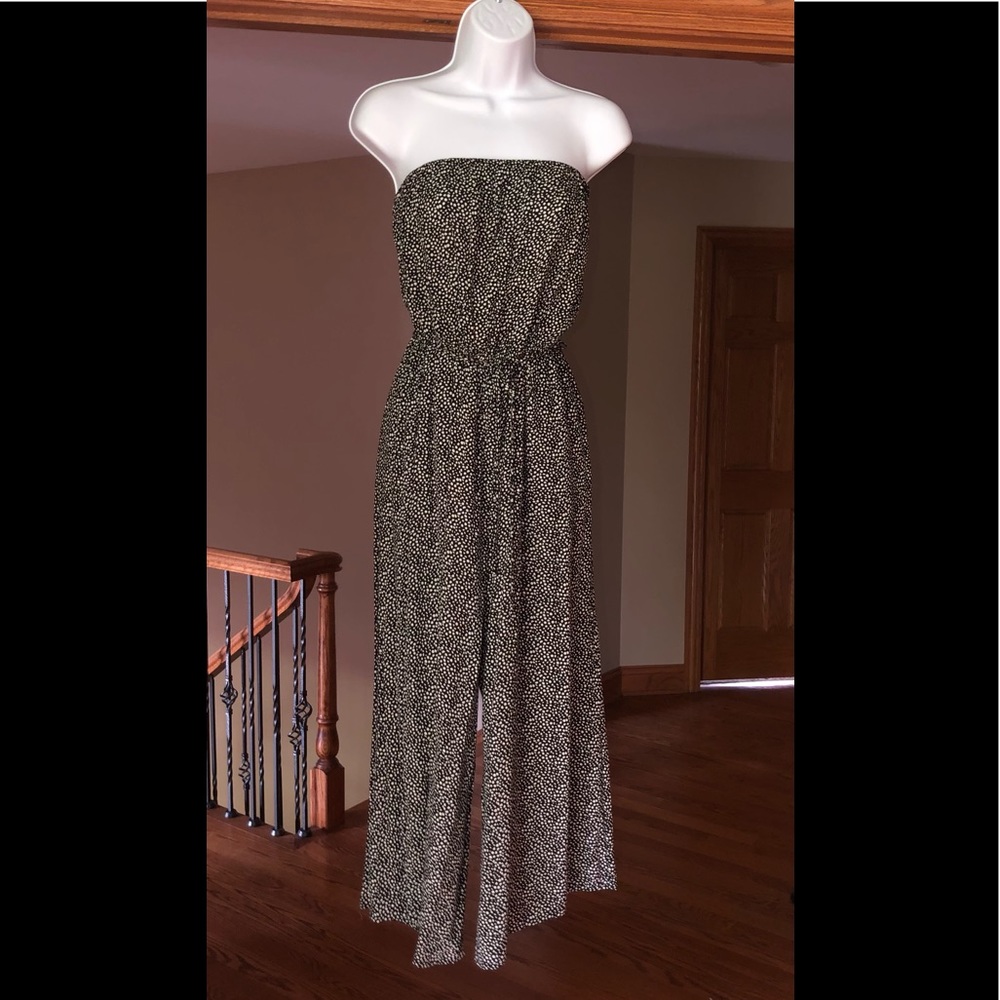 Super cute strapless jumpsuit